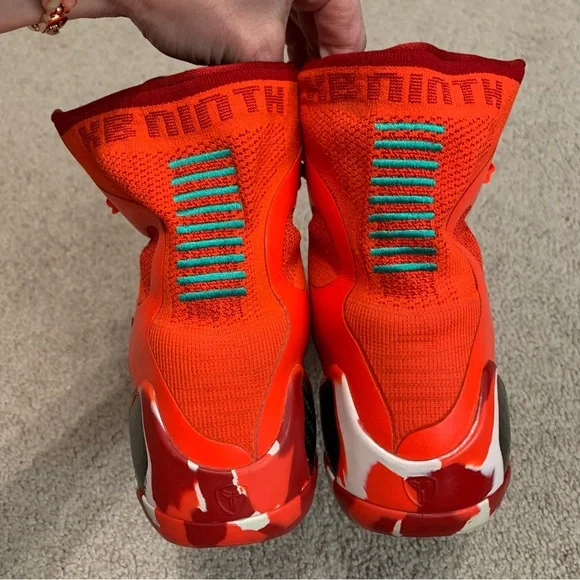 Nike Kobe 9 Elite Christmas Sneaker (2014) 630847-600 Men’s 8
